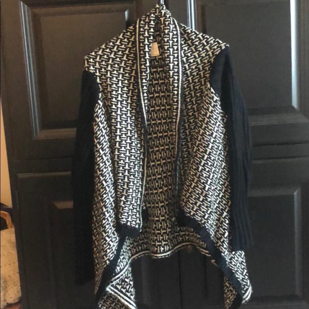 Francesca’s Knitted Cardigan Sweater Size L